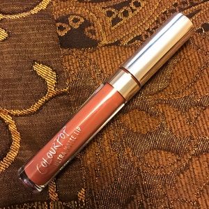 Colourpop ultra matte lip in Chilly Chili